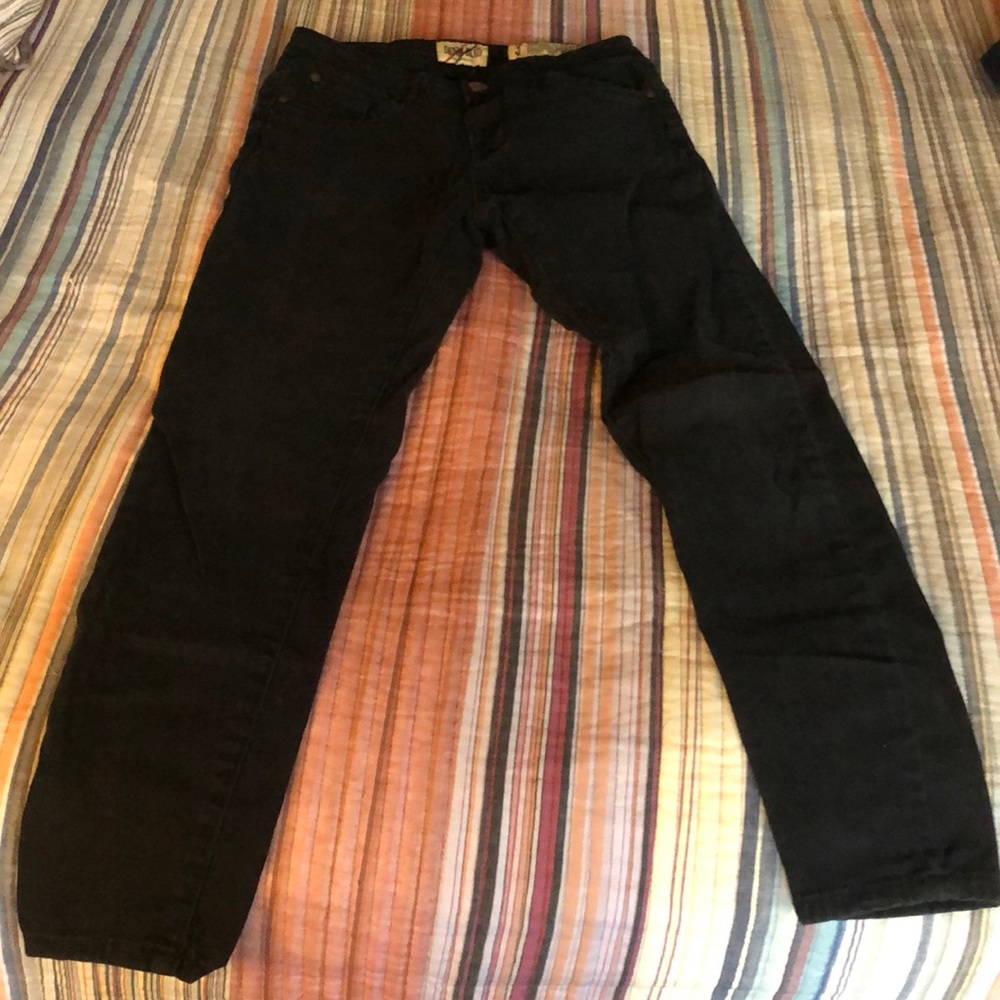Black women’s skinny jeans
